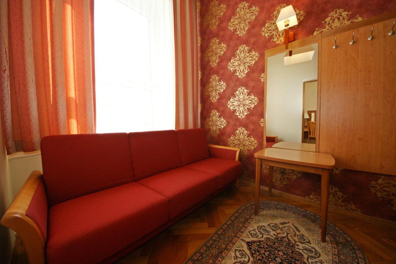 Hotel Zamkowy Слупск Экстерьер фото