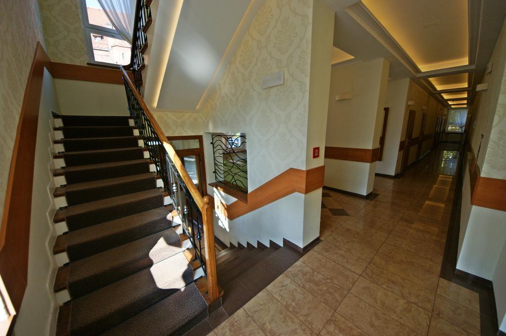 Hotel Zamkowy Слупск Экстерьер фото