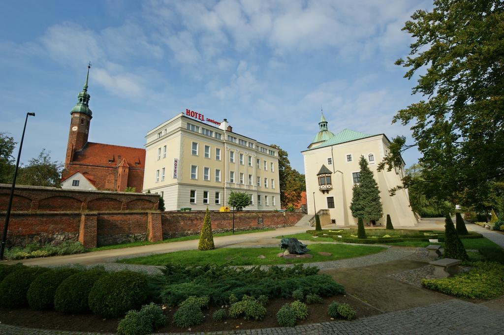 Hotel Zamkowy Слупск Экстерьер фото