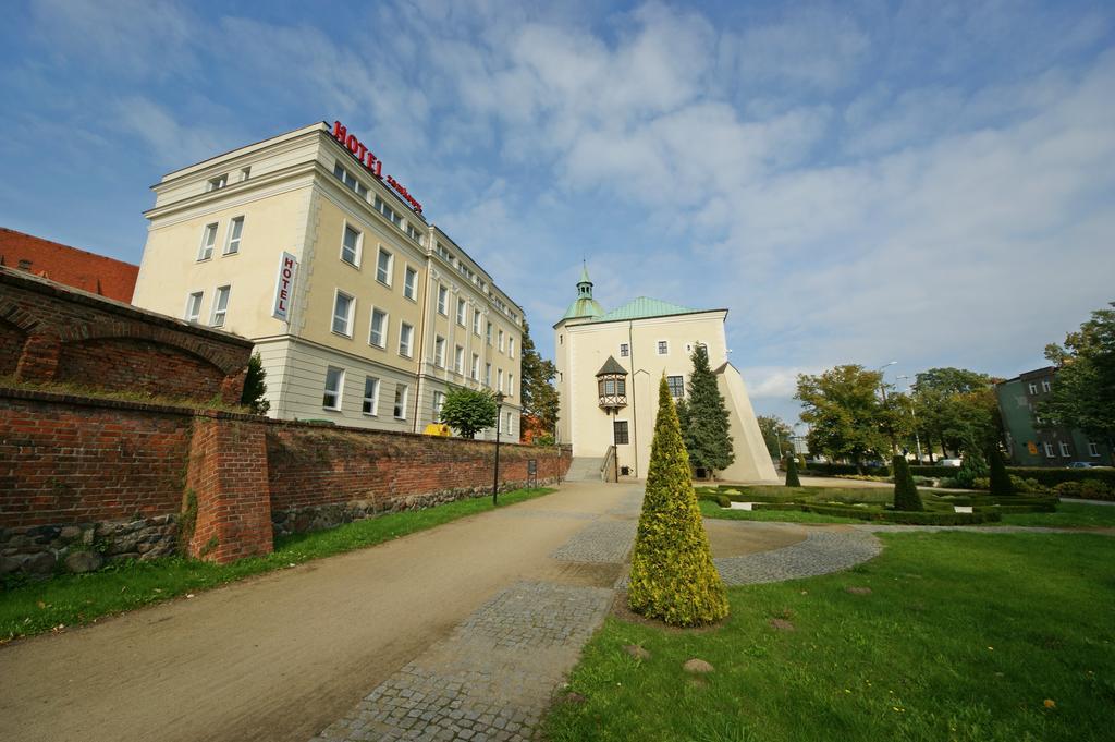 Hotel Zamkowy Слупск Экстерьер фото